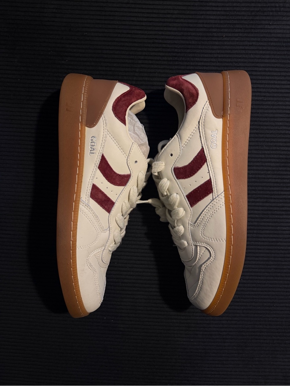 CoolWay GOAL Cream & Burgundy Retro Court Sneakers